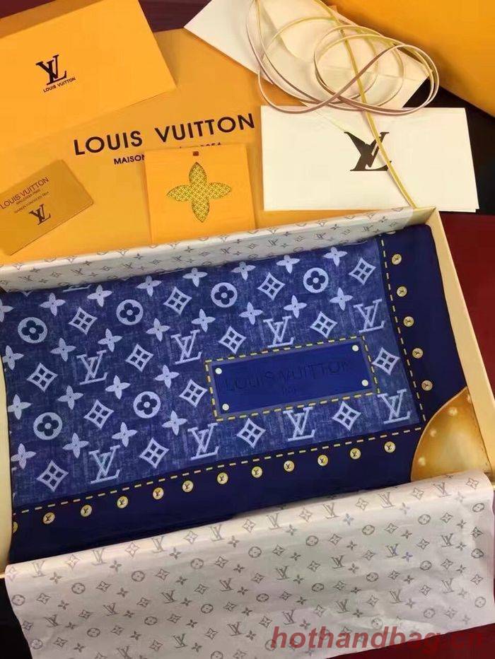 Louis Vuitton Scarf LVS00136